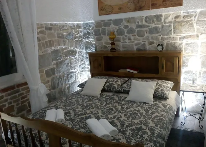 Old School Kaštela